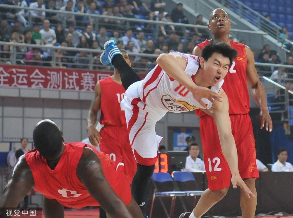 除此之外，一直被困在游戏里尼克;乔纳斯也再度现身，亚裔演员奥卡菲娜也在预告中出现